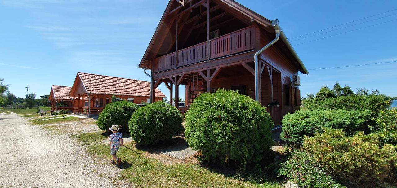 Sarberki Horgaszto Hotel Lenti Exterior foto